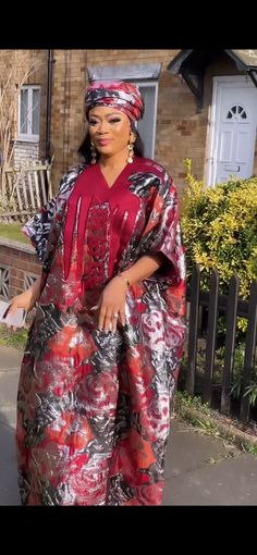 Premium luxury for a Queen. High Quality European Brocade Damask beautified with Tinko embroidery. Perfect Maxi dress. One size fits all. Ready made dresses.   COMES WITH MATCHING SCARF Lenght: 60 inches  Luxurious great quality. NOTE: The photos are the exact dress and not a replica. What you see is what you get exactly. All ready made Here are simple tips for European brocade care: *Hand wash with cold water and bar soap. *For machine wash, wash separately with cold water and mild detergent on Damask Gown Styles, Damask Dress Styles Nigeria, Brocade Dress Styles, Brocade Styles, Boubou Styles, Afro Styles, Boubou Styles For Women, Kitenge Fashion, Bubu Gown Styles