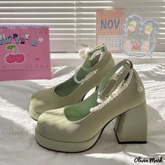 Olivia Mark - Vintage Pearl Butterfly Mary Jane Pumps Sweet High Heel Shoes Prom Outfit, Mary Jane High Heels, Pearl Butterfly, Rough Heels, Barbie Shoes, Chunky Sandals, Pu Heels, Vintage Pearl, Aesthetic Shoes