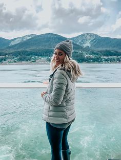 Alaskan Vacation Outfits, Pack Alaska Cruise, Cruise Winter Outfits For Women, Fall Alaska Cruise Outfits, Mens Alaska Cruise Outfits, What To Wear On An Alaskan Cruise In June, Alaska In October Outfits, Alaskan Cruise Formal Night, Alaska Style Outfits