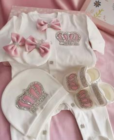 Baby Homecoming Outfit, Bling Outfits, Baby Homecoming, Newborn Baby Gift Set, Homecoming Outfit, Welcome Home Baby, Adorable Newborn, Baby Shower Presents