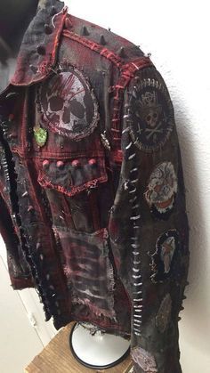 Custom Patch, Dance Sing, Battle Jacket, Rock Punk, Craft Design, A Jacket, Custom Jacket, Estilo Punk, Punk Outfits