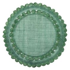 green placemats with ruffled edges on a white background, set of three