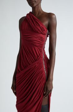 Owens tones down his signature rock 'n' roll edge to take a softer approach with this cotton jersey gown that's artfully gathered, wrapped and draped. Hidden side-zip closure One-shoulder neck Sleeveless 100% cotton Hand wash, dry flat Made in Italy Designer Clothing One Side Shoulder Dress, Dressing Chic, Rick Owens Women, Dance Parties, Draping Fashion, Conceptual Fashion, Different Dresses, Custom Shirt, Draped Dress