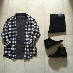 Black Shoes Outfit, Winter Swag, Guy Fashion, Young Mens Fashion, Clothing Wishlist, Pants Outfit Men, Flannel Fashion, Flannel Outfits, Everyday Clothing