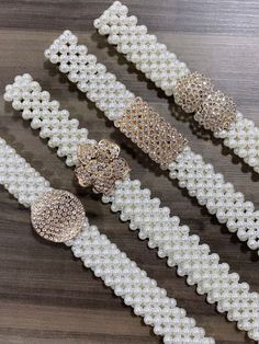 Chain Outfit, Beads Clothes, قلادات متدلية, Hand Beaded Bag, Seed Bead Jewelry Patterns, Crystal Bridal Tiaras, Bracelets Handmade Diy, Headband Jewelry, Gold Rings Fashion