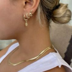 Gold Stack Earrings, Gold Earring Combo, 3 Piercings Ear, Ear Piercings Gold, Stacks Earrings, Earring Combos, Gold Earring Stack, Beautiful Jewelry Earrings, Layered Earrings