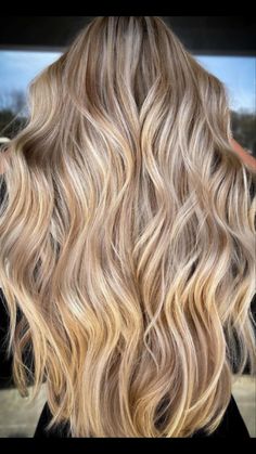 Hair Highlights Long Hair, Highlights Long Hair, Dirty Blonde Hair With Highlights, Brown Hair With Blonde Balayage, Summer Blonde Hair, Dark Blonde Hair Color, Balayage Blond, Blond Balayage, Brunette Hair With Highlights