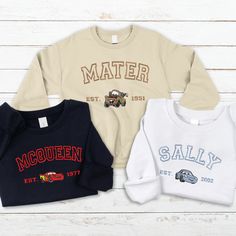 Mcqueen Sally Sweatshirt, Cars Movie Embroidered Couple Sweatshirt, Cars Characters Crewneck, Personalized Friends Gift, Cartoon Funny Sweat ★ ★ ★ How to create an order? ★ ★ ★ 1) First select the size of the sweatshirt 2) Select the color of the sweatshirt. 3) Write any character you want. (Mater, Mcqueen, Luigi, Sally) Sweatshirt Features: - 50/50 cotton/polyester - Sewn collar, shoulders, armholes, ribbed cuffs and waistband Don't forget to check out our other products! Discover our great coo Tow Mater Inspired Outfits, Nike Disney Sweatshirt Cars, Cars Sweatshirt, Disney Cars Sweatshirt, Car Sweatshirt, Sweat Couple, Lightning Mcqueen T Shirt, Tow Mater, Cars Characters