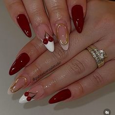 December Nails Aesthetic, Nail Art In Red Colour, December Nail Ideas Square, Brown Cherry Nails, Dark Thanksgiving Nails, Cherry Christmas Nails, Cherry And Leopard Nails, Red And Tortoise Nails, Cherry Square Nails