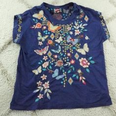 Johnny Was Navy Butterfly & Floral Tee Embroidered Cotton Womens Medium Measurements In Pics 30350 Floral Tee, Johnny Was, Floral Embroidery, Womens Tees, Color Blue, Womens Tops, Tops & Tees, Embroidery, Navy