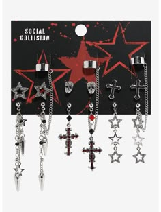 Earrings Hot Topic, Hot Topic Earrings, Hot Topic Aesthetic, Piercings Goth, Social Collision, Star Skull, Hot Topic Jewelry, Earrings Cross, Edgy Earrings