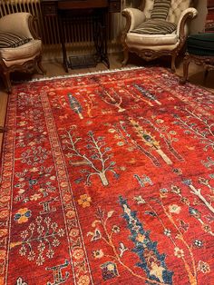 Bohemian Rug Bedroom, Red Orientalist Rug, Red Area Rugs In Living Room, Apartment Decor Black, Neve Tzedek, Red Turkish Rug, Italian Bedroom, Bedroom Entrance, Turkish Carpets