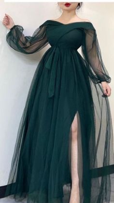 Corner Kitchen, Dress Prom, Women Dresses, Kitchen Cabinet, Simple Outfits, Outfit Inspirations, Prom Dresses, Prom, Womens Dresses