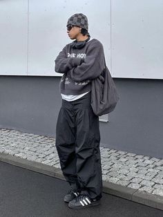 Streetwear Men Outfits Street Fashion, Superstar Outfit, Y2k Outfits Men, Streetwear Fashion Men, Streetwear For Men, Streetwear Inspo, Outfit Streetwear, Streetwear Fits