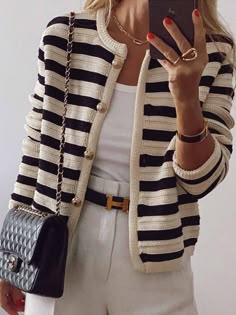 Chic Long Sleeve Striped Cardigan Casual Dresses For Summer, Round Neck Cardigan, Striped Shawl, Casual Outerwear, Winter Cardigan, Old Money Style, Striped Jacket, Striped Cardigan