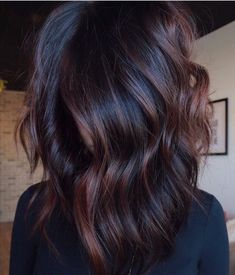 Brown Hair Looks, Dark Hair With Highlights, Brunette Balayage Hair, Brown Hair Balayage, Hair Color And Cut, Hair Inspiration Color, Hair Inspo Color, Dark Brown Hair, Hair Color For Black Hair