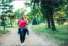 A personal trainer shares four ways to break past a plateau and get the scale moving again when weight-loss stalls. Walking Challenge, Piriformis Stretch, Power Walking, Start Losing Weight, Strength Training Workouts, Strength Workout, Boost Your Metabolism, Regular Exercise, Weights Workout