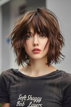 Shaggy Layers Short Hair, Short Shaggy Hair, Messy Bob Haircut, Medium Shaggy Hairstyles, Shaggy Bob Hairstyles, Haircut For Square Face, Short Choppy Haircuts