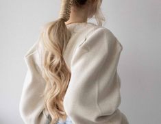 HOW TO: SIMPLE UPDO PERFECT FOR BRIDES & BRIDESMAIDS - Alex Gaboury Prom Ponytail Hairstyles, Black Wedding Hairstyles, Fall Hair Trends, Medium Long Hair, Casual Hairstyles, Everyday Hairstyles, Ponytail Hairstyles, Down Hairstyles