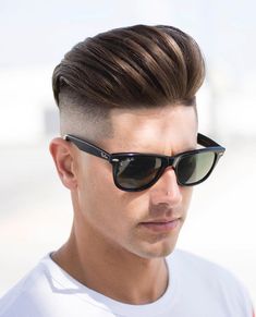 Undercut Pompadour, Mens Fade, Short Hair Undercut, Corte De Cabelo Masculino