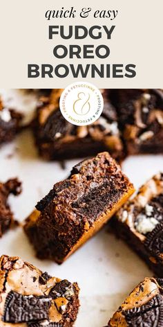 Cookies and cream fans will love this fudgy brownie recipe with Oreos! These easy Oreo brownies are fudgy and decadent. They are made with Oreo cookies stuffed inside the batter as well as crushed on top. Made in under 30 minutes! Recipe With Oreos, Cookies Stuffed, Fudgy Brownie Recipe, Fudgy Brownie, Oreo Brownies, Oreo Recipes, Brownie Recipe, Fudgy Brownies, Oreo Cookies