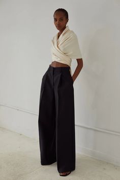 Shop the Laurence Trouser by Heirlome | Official Site Trousers Women Outfit, Wide Leg Trousers Outfit, Fashion Landscape, Professional Wardrobe, Trouser Pants Women, Streetwear Fashion Women, Tailored Trousers, White Fashion, Minimal Fashion