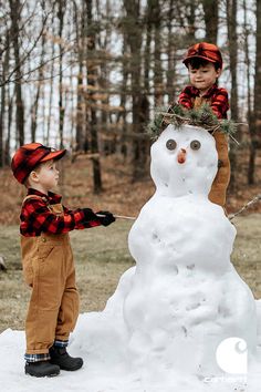 Grab your kids, and your Carhartts and head outdoors! photo: bethanyroseboyd kids outfit. family activity. snowman. winter activity. Winter Activity, Snow Fun, Build A Snowman, Family Activity, Winter Fun