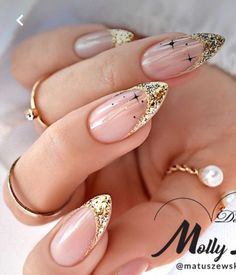 New Years Nail Designs, Unghie Sfumate, New Years Eve Nails, Her Nails, White Nail, Festival Nails, New Year's Nails, Xmas Nails, Elegant Nails