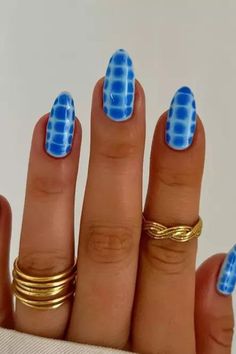 Blue Snake Print Nails, Nail Ideas Snake, Snake Print Nail Art, Snake Print Nails Design, Snake Skin Nail Art, Snake Pattern Nails, Snake Print Nails Acrylic, Trendy Nails Ideas 2024, Summer Nails Minimalist