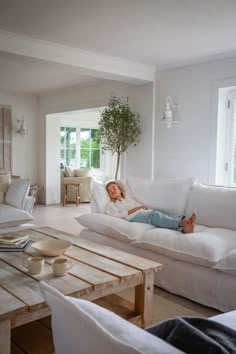 An all white coastal home interior. Coastal Home Interior, Coastal Sofa, White Sofa Living Room, Luxury Sofas, Beach House Living Room, Our Song, Furniture Handmade, Coastal Living Rooms, Coastal Living Room