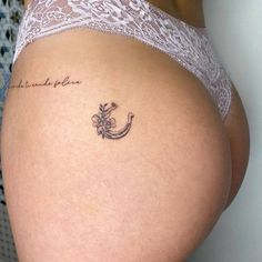 Small Horse Tattoo, Horse Shoe Tattoo, Cowgirl Tattoos, Shoe Tattoos, Country Tattoos, Ear Tattoo Ideas, Cross Tattoos For Women, Mom Tattoo Designs, Western Tattoos