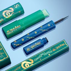 Slytherin™ House Lip & Eye Makeup Set | ColourPop Slytherin Makeup, Slytherin Accessories, Hogwarts Decor, Fourth Ray, Harry Potter Gift Ideas, Slytherin Fashion