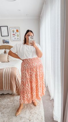 Outfit Long Skirt, Apple Body Shape Outfits, Perfect Capsule Wardrobe, Work Outfit Inspiration, Plus Size Fashion Tips