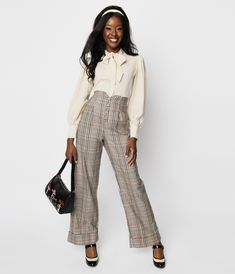 Unique Vintage Beige Plaid Buttoned Wide Leg Trousers - Unique Vintage - Womens, BOTTOMS, PANTS Conference Wardrobe, Plaid Trousers Outfit, Pants For School, Teacher Appropriate Outfits, Wardrobe Uk, 1940s Fashion Women, Fall Business Casual, Fall Business Casual Outfits, Academic Style