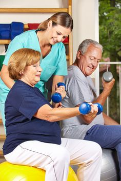 Osteoporosis Prevention, Seated Exercises, Occupational Therapy Assistant, Medical Health Care, Bone Loss, Retirement Community, Nursing Education, Home Health Care, Senior Fitness