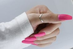 * For Thumb Rings, two sizes larger than your ring finger is accurate 80% of the time RING SIZING METHOD * Measure your Thumb/Finger using a string or Dental Floss * With a piece of string or dental floss, wrap it snugly but not tight at the part of the thumb/finger where you want the ring to lay and mark it where the ends meet. * Lay your measured string on the mm side of a ruler and get a mm measurement. * Look up your size on the chart below. For THUMBS most people wear between a size 8 * 10 Minimalist Rings Stacking, Thumb Rings For Women, Pretty Nail Polish Colors, Gold Thumb Rings, Midi Rings Gold, Finger Ring For Women, Rings Minimalist, Pretty Nail Polish, Thumb Rings Silver