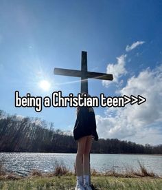 Bible Pfp Aesthetic, Christian Pfps Aesthetic, Faith Core Aesthetics, Pfp Christian, Christian Core, Christian Tv Shows, Christian Whispers, God Pic, Motivational Bible Verses