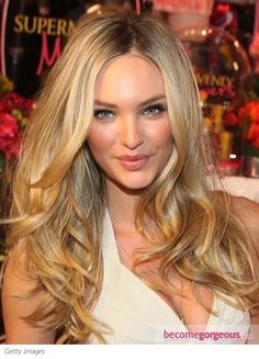 Carmel Hair Color, Natural Dark Blonde, Indian Human Hair, Blonde Woman, Trendy Hair Color, Blonde Color, Zulu