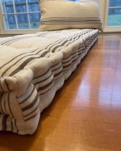 Window Bench Seat, Nook Bench, Cushion Bench, Window Seat Cushion, Custom Dog Beds, French Mattress, Seat Bench, Office Nook, Bed Cushions