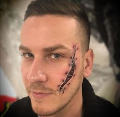 Face Paint For Men Halloween, Men Halloween Face Paint Makeup Ideas, Simple Halloween Face Paint For Men, Halloween Facepainting Men, Halloween Face Paint For Adults, Mens Halloween Makeup Easy, Easy Skeleton Makeup Men, Halloween Face Paint Adult, Halloween Face Makeup For Men