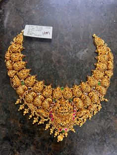 Wedding Jewelry Sets Bridal Jewellery, Colorful Rangoli, Gold Jewellry, Choker Designs, Gold Necklace Indian, Gold Necklace Indian Bridal Jewelry, Antique Bridal Jewelry