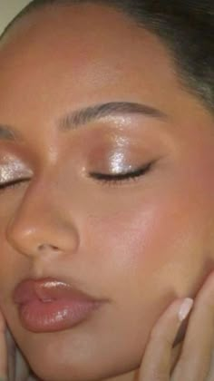 Maquillage On Fleek, Formal Makeup, Makijaż Smokey Eye, Dope Makeup, Glowy Makeup, Makeup Pictures, Prom Makeup