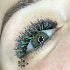 2023 Lashes, Glitter Eyelashes, Arabic Eye Makeup, Lash Art, Color Lashes, Eyelash Extensions Styles, Lash Extensions Styles, Pretty Lashes