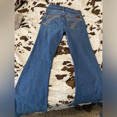 Super Cute Pair Of 7’s They Just Don’t Fit Me. They Are A Size 26 And The Length Is A 34. Jeans Color, Just Don, Colored Jeans, Flare Jeans, Color Blue, Wide Leg, Women Jeans, Super Cute, Women Shopping