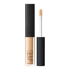 Mini Corretivo Radiant Creamy Concealer na Sephora Concealer Nars, Nars Concealer, Radiant Creamy Concealer, Highlight And Contour, Nars Radiant Creamy Concealer, Beach Blonde, Concealer Shades, How To Apply Concealer, Too Faced Concealer