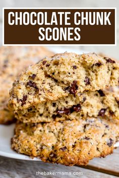 Chocolate Chunk Scones Chocolate Chip Scones Recipe, Chocolate Chunk Scones, Brunch Treats, Cookie Milkshake, Baking Therapy, Homemade Chocolate Frosting, Beautiful Baking, Sweet Bakes