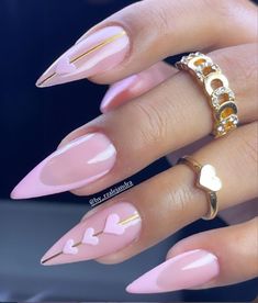 Kawaii Stiletto Nails, Baby Pink Stiletto Nails, Light Pink Stiletto Nails, Matric Nails, Valentine's Day Nails Pink, Stiletto Nail Ideas, Pig Nails, Glitter Gel Nail Designs, Pink Stiletto Nails