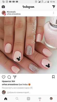 Nails Design Disney, Simple Disney Nails, Disneyland Nails, Disney Nail Designs, Mickey Mouse Nails, Disney Inspired Nails, Disney Acrylic Nails, Mickey Nails, Nail Art Disney