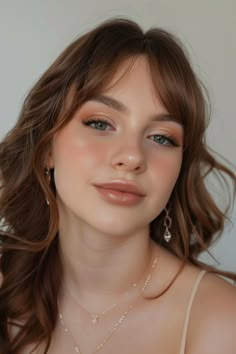 Cute Everyday Makeup, Natural Soft Makeup, Prom Makeup Look, Everyday Makeup Ideas, Makeup Looks Everyday, Everyday Makeup Looks, Bentuk Alis, Date Night Makeup