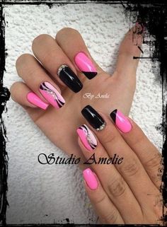 Metallic Nails Design, Pink Nail Art Designs, Unghie Sfumate, French Pedicure, Pink Nail Art, Her Nails, Pretty Nail Art Designs, Black Nail Designs, Metallic Nails